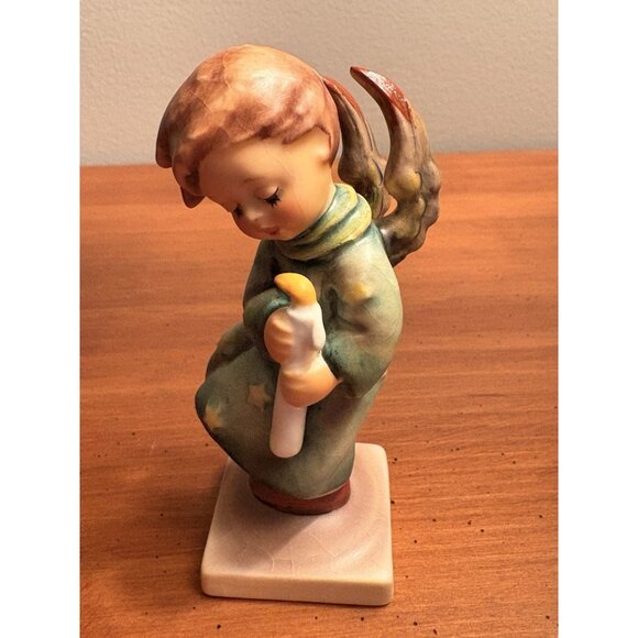 3 Hummel Angels Figurines Christmas Nativity One Mini Candle Holder - Picture 3 of 9